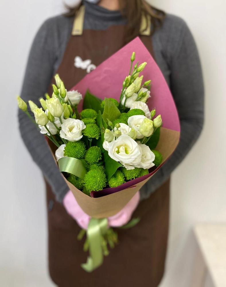 Букет цветов из: Хризантемы и Лизиантусы в Майский Тульская область