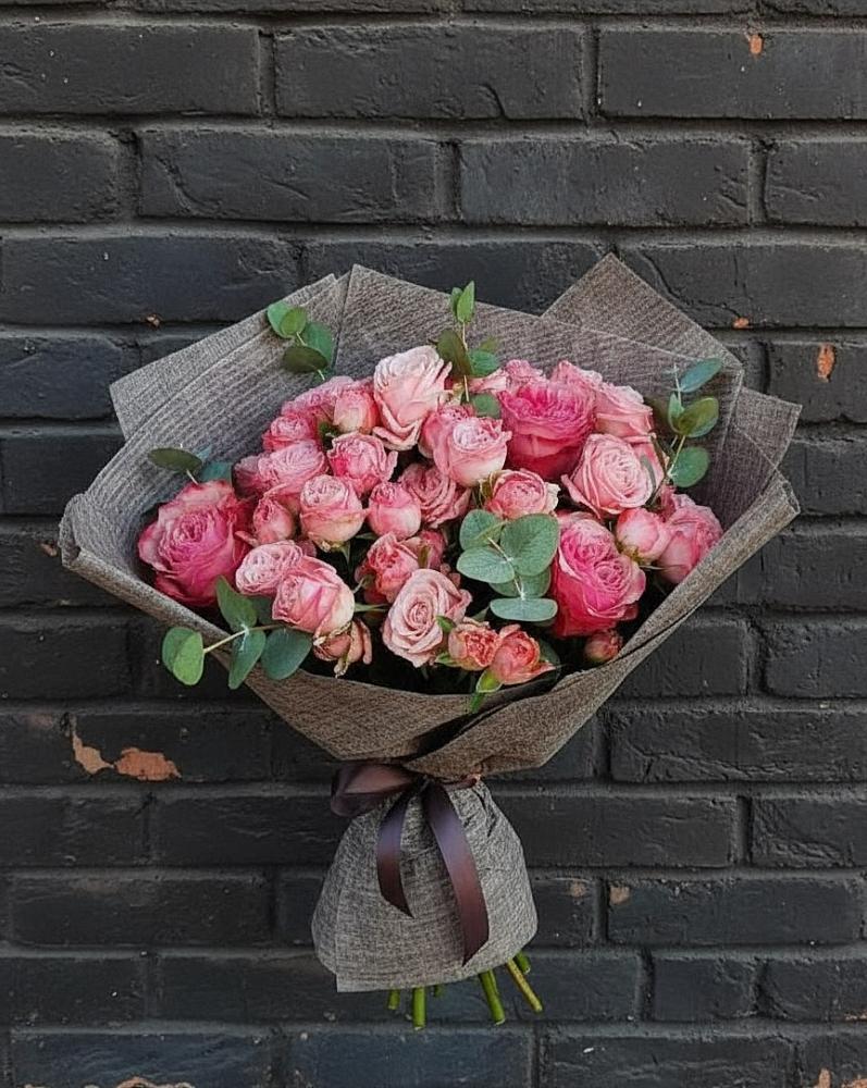 Букет розы в пальмах в Майский Тульская область Букет цветов из: Розы в Майский Тульская область