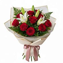 Букет высокая поэзия в Майский Тульская область Букет цветов из:  Лилии и Розы в Майский Тульская область