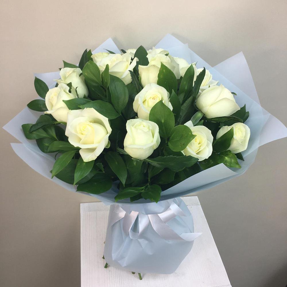 15 Белых роз Проуд в Майский Тульская область Букет 15 Белых роз Проуд в Майский Тульская область