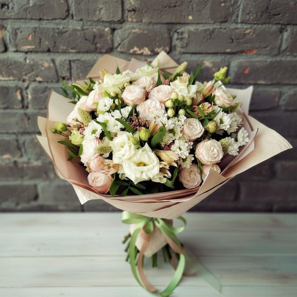 Букет нежное ассорти в Майский Тульская область Букет цветов из: Альстромерии, Розы и Хризантемы в Майский Тульская область