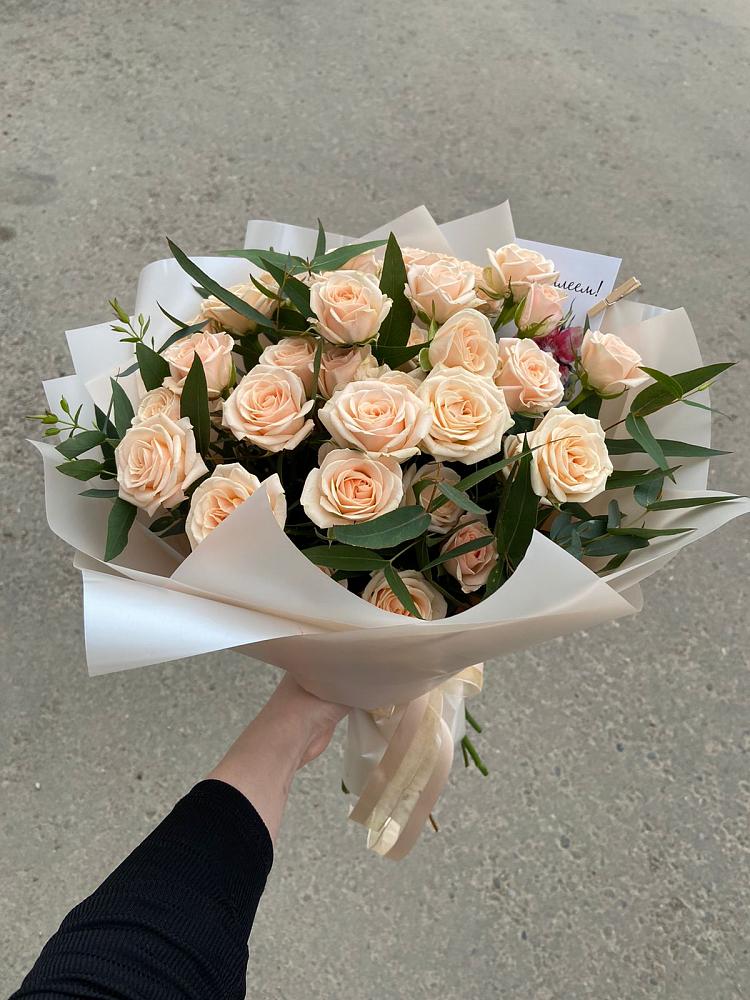 Кремовые розы Латте в Майский Тульская область Букет Кремовые розы Латте в Майский Тульская область