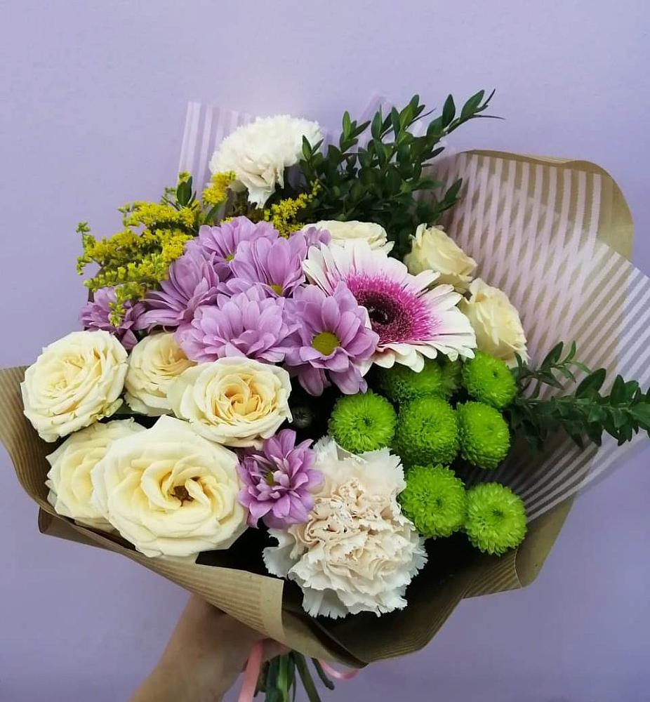 Букет магия в Майский Тульская область Букет цветов из: Хризантемы, Розы, Гвоздики и Герберы в Майский Тульская область