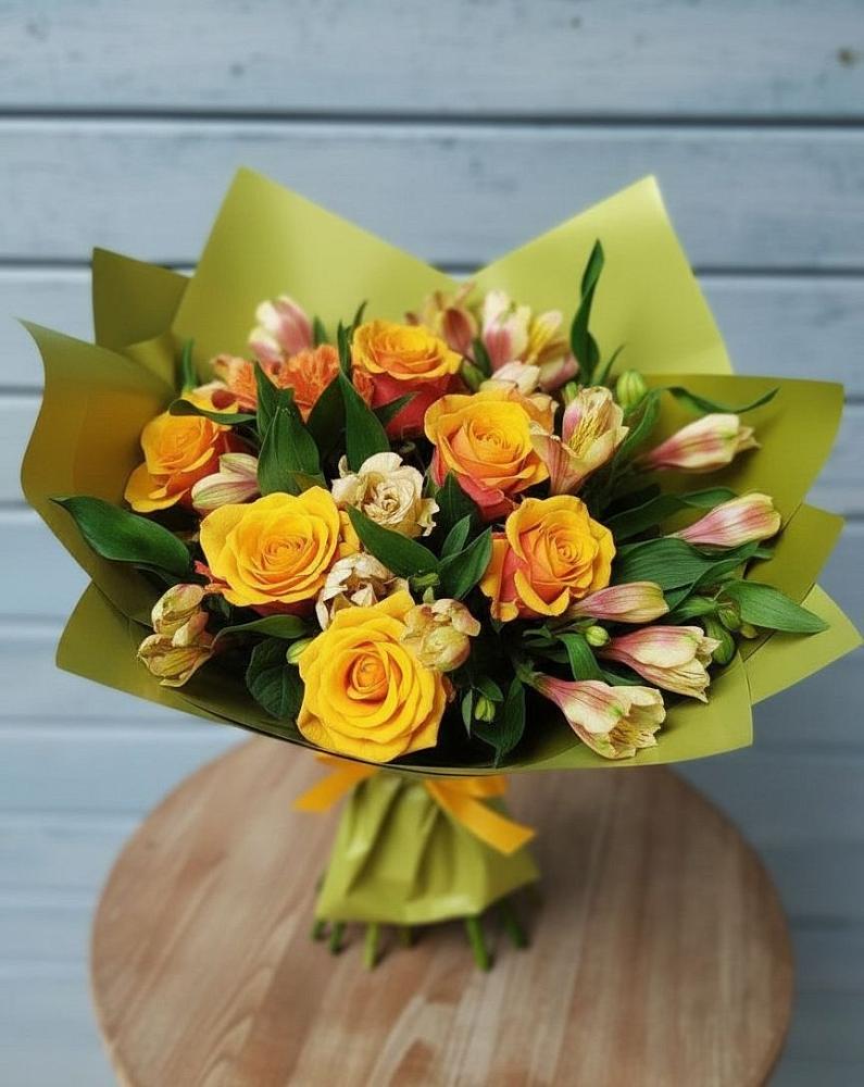 Букет цветов из: Альстромерии и Розы в Майский Тульская область
