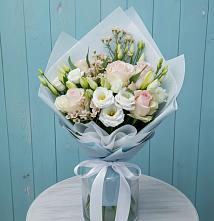 Букет цветов из:  Розы и Лизиантусы в Майский Тульская область
