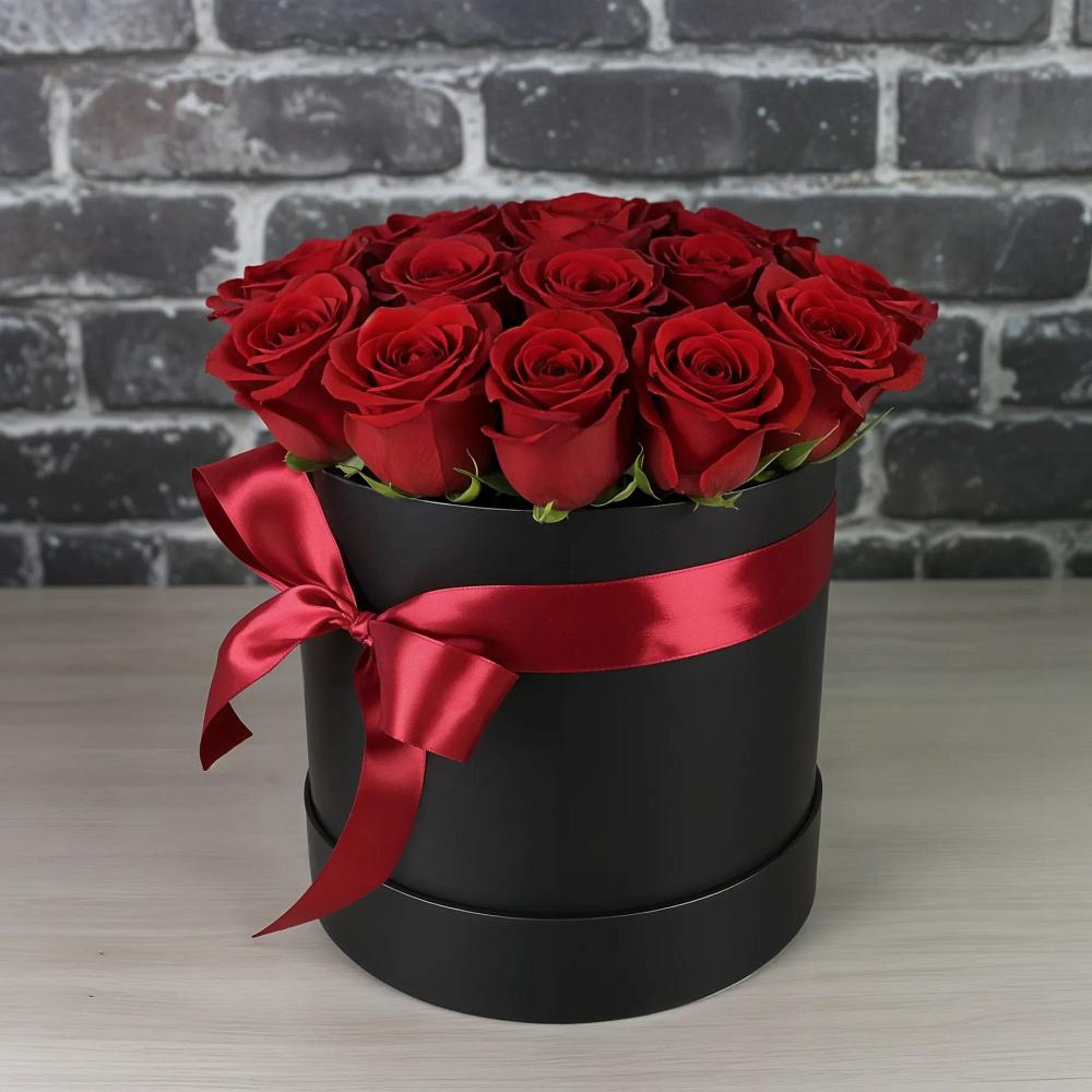 Композиция исключительность в Майский Тульская область Цветочная композиция из Розы в шляпной коробке в Майский Тульская область