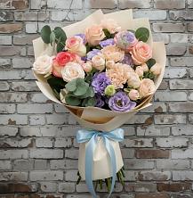 Букет Феерия в Майский Тульская область Букет цветов из:  Розы, Лизиантусы и Гвоздики в Майский Тульская область