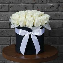 Цветочная композиция из Розы в шляпной коробке в Майский Тульская область